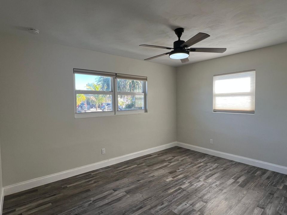 For Sale: $529,900 (3 beds, 2 baths, 1135 Square Feet)