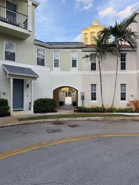 En Renta: $3,200 (2 camas, 2 baños, 1554 Pies cuadrados)