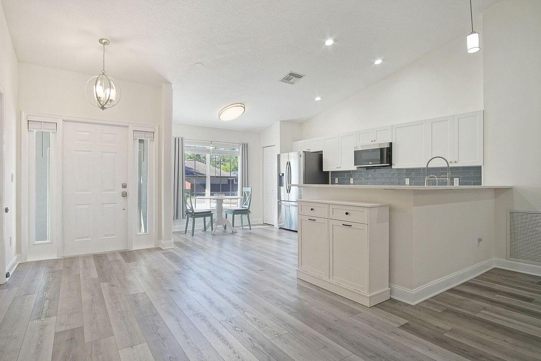 待售: $415,000 (3 贝兹, 2 浴室, 1450 平方英尺)