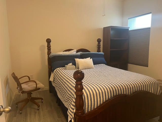 待售: $750,000 (4 贝兹, 3 浴室, 2980 平方英尺)