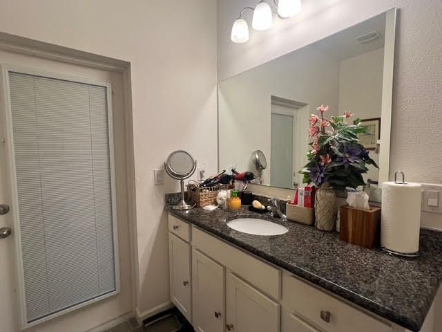 待售: $750,000 (4 贝兹, 3 浴室, 2980 平方英尺)