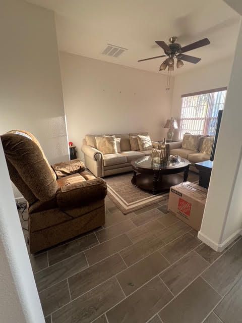 待售: $750,000 (4 贝兹, 3 浴室, 2980 平方英尺)