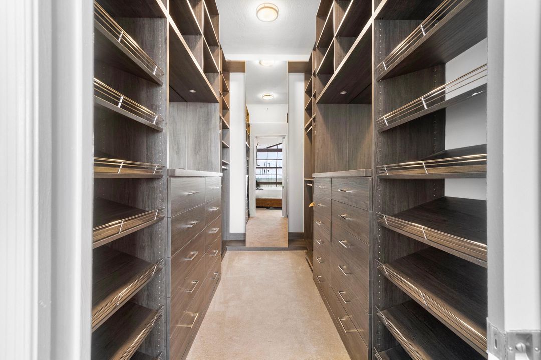 For Sale: $1,750,000 (2 beds, 2 baths, 1509 Square Feet)