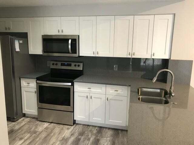 For Rent: $1,950 (1 beds, 1 baths, 819 Square Feet)