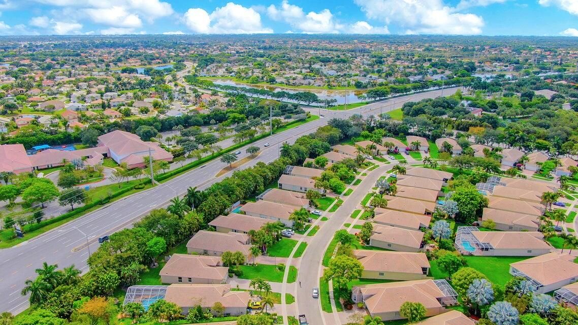 For Rent: $3,600 (3 beds, 2 baths, 1727 Square Feet)