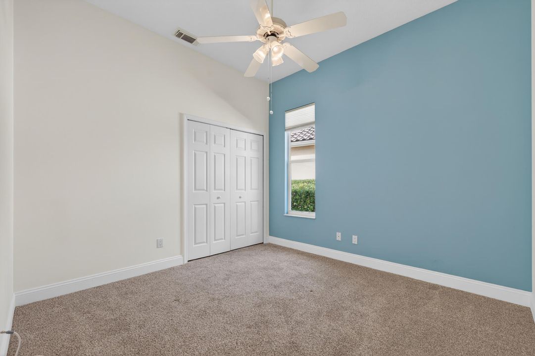 For Sale: $345,000 (2 beds, 2 baths, 1311 Square Feet)