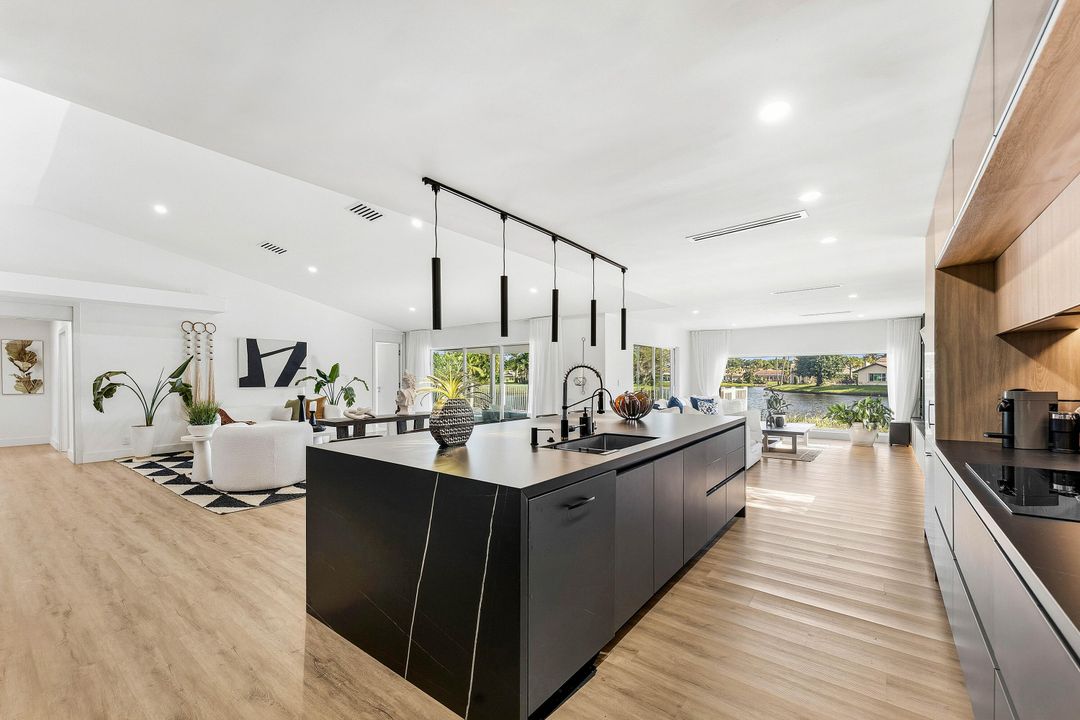 На продажу: $1,250,000 (3 спален, 3 ванн, 2394 Квадратных фут)