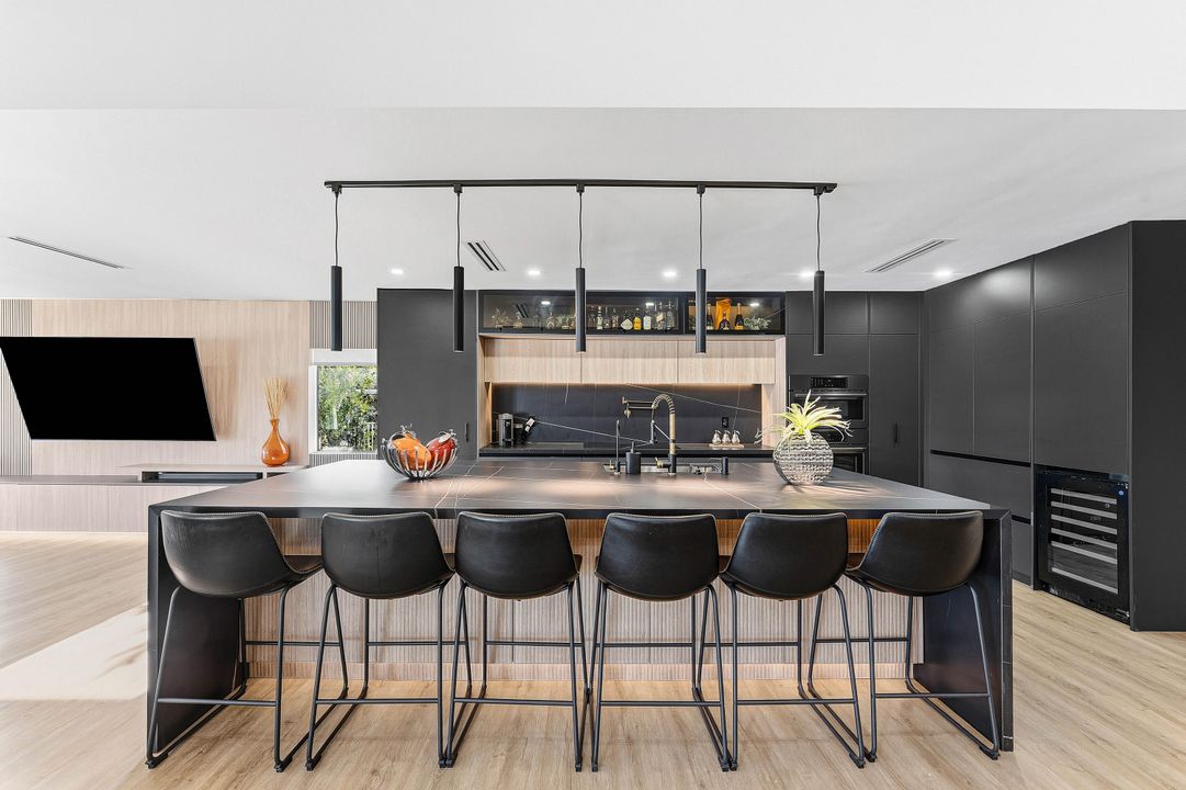 На продажу: $1,250,000 (3 спален, 3 ванн, 2394 Квадратных фут)