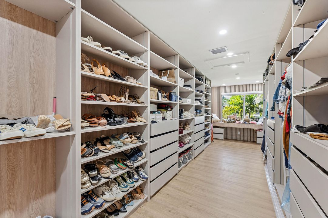 На продажу: $1,250,000 (3 спален, 3 ванн, 2394 Квадратных фут)