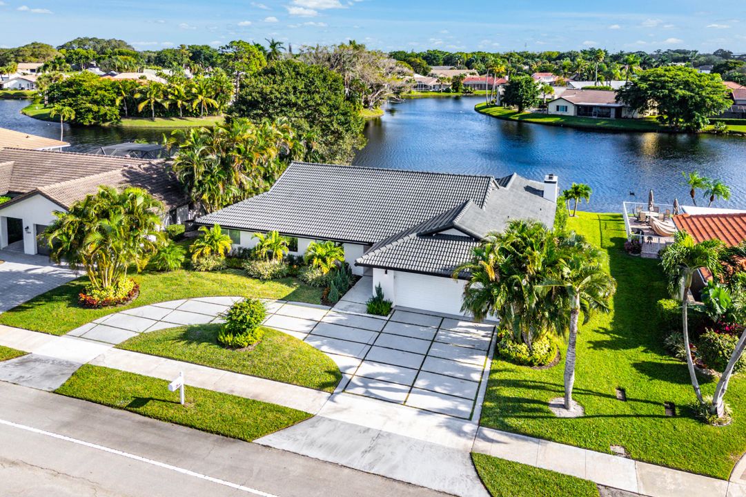 На продажу: $1,250,000 (3 спален, 3 ванн, 2394 Квадратных фут)