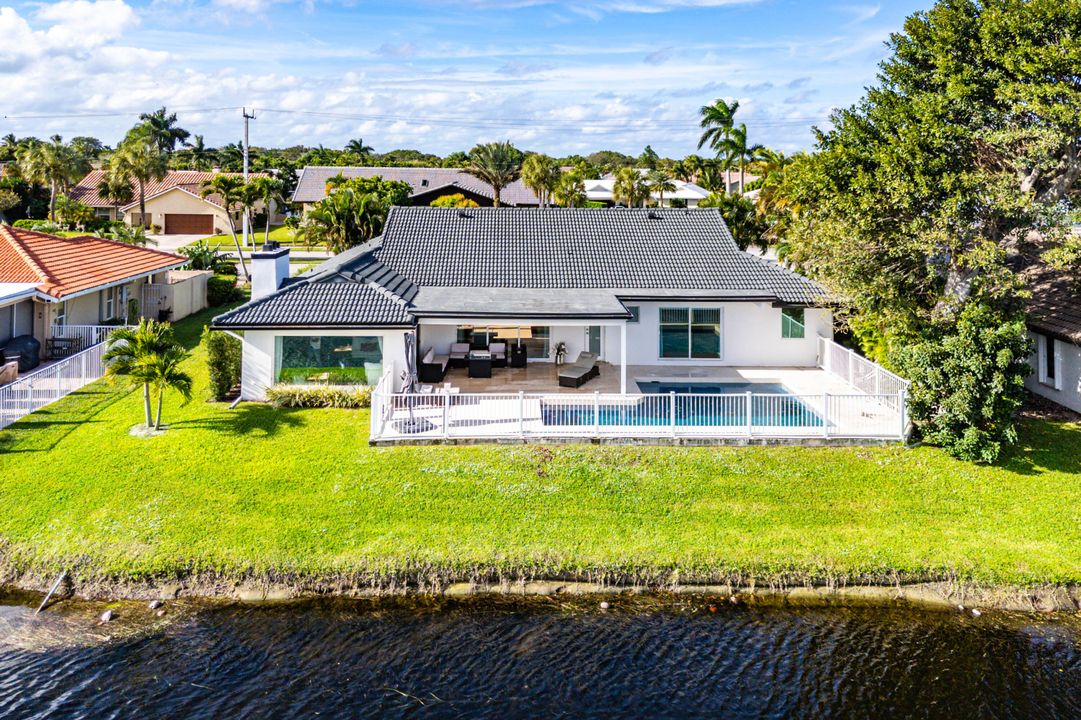 На продажу: $1,250,000 (3 спален, 3 ванн, 2394 Квадратных фут)