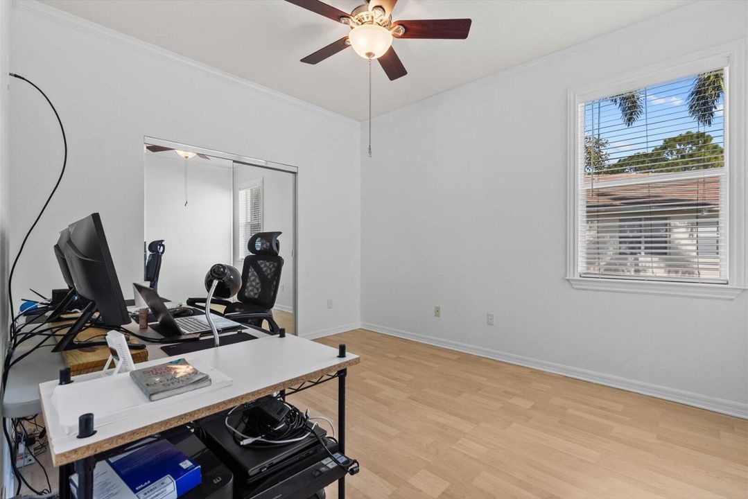 For Sale: $319,900 (3 beds, 2 baths, 1552 Square Feet)