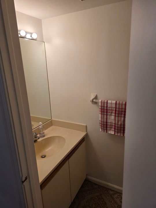 En Venta: $439,000 (3 camas, 2 baños, 1526 Pies cuadrados)