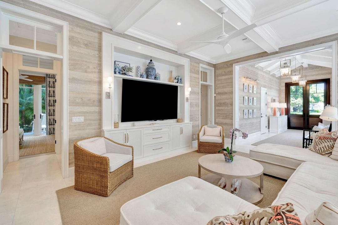 待售: $2,895,000 (3 贝兹, 3 浴室, 2711 平方英尺)