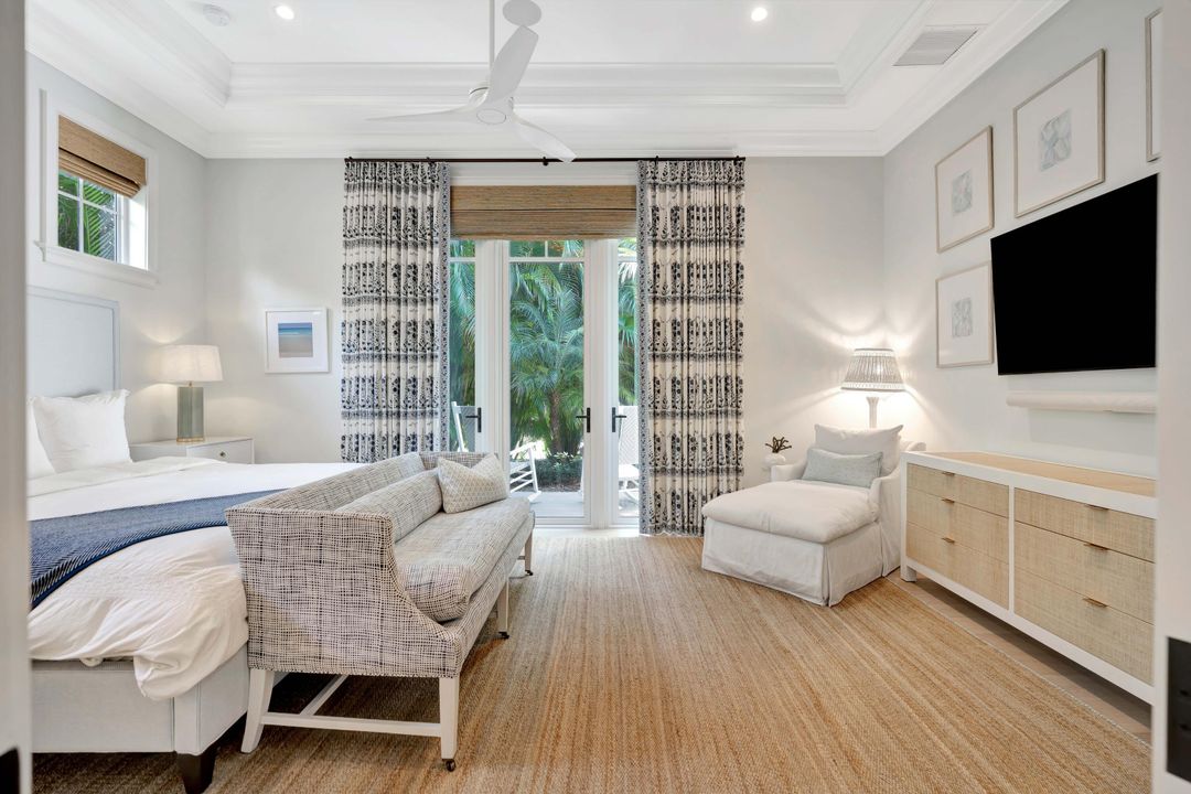 待售: $2,895,000 (3 贝兹, 3 浴室, 2711 平方英尺)