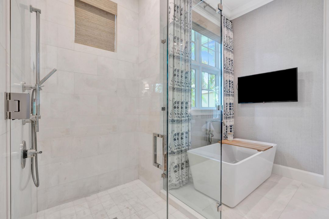 待售: $2,895,000 (3 贝兹, 3 浴室, 2711 平方英尺)