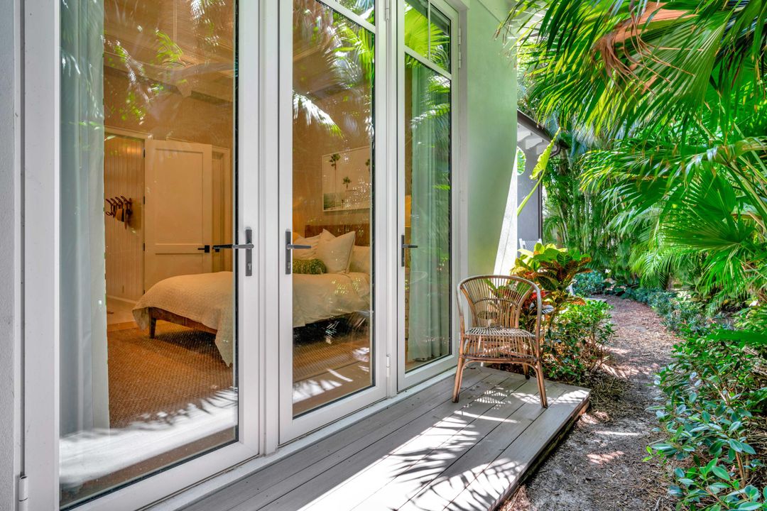 待售: $2,895,000 (3 贝兹, 3 浴室, 2711 平方英尺)