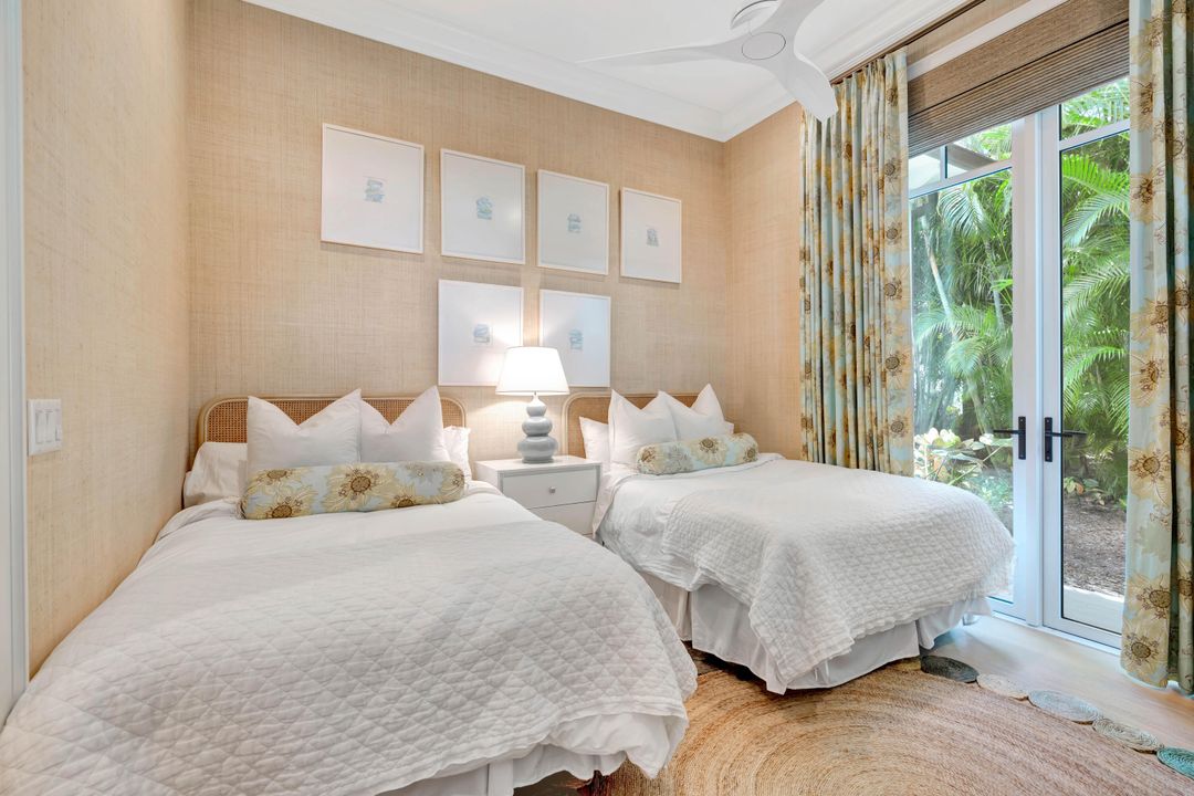 待售: $2,895,000 (3 贝兹, 3 浴室, 2711 平方英尺)