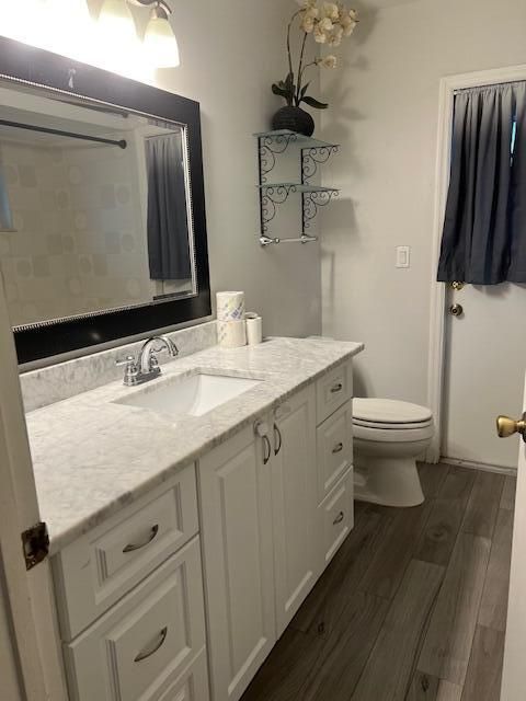 For Rent: $3,450 (3 beds, 2 baths, 1848 Square Feet)