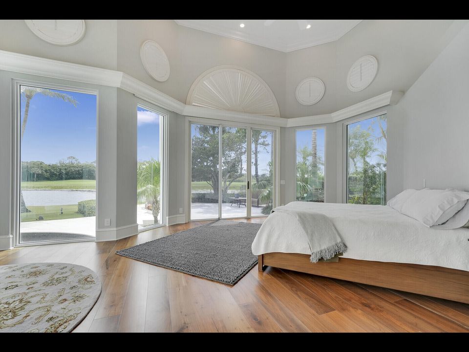 For Sale: $5,495,000 (6 beds, 6 baths, 7448 Square Feet)