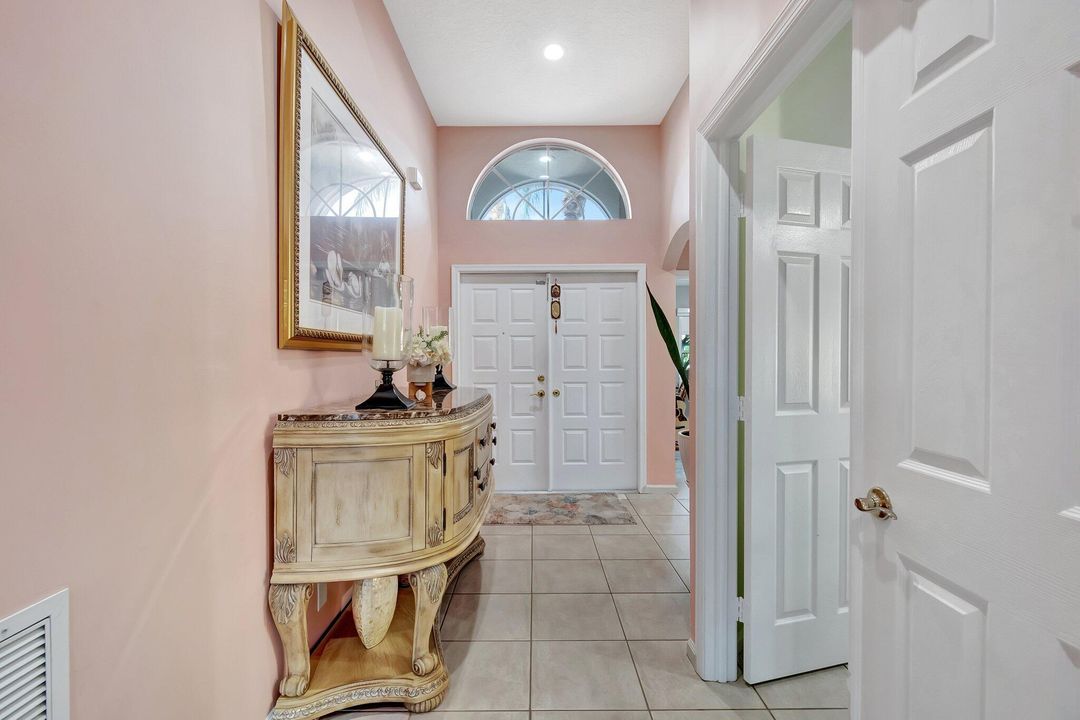 На продажу: $495,000 (3 спален, 2 ванн, 1738 Квадратных фут)