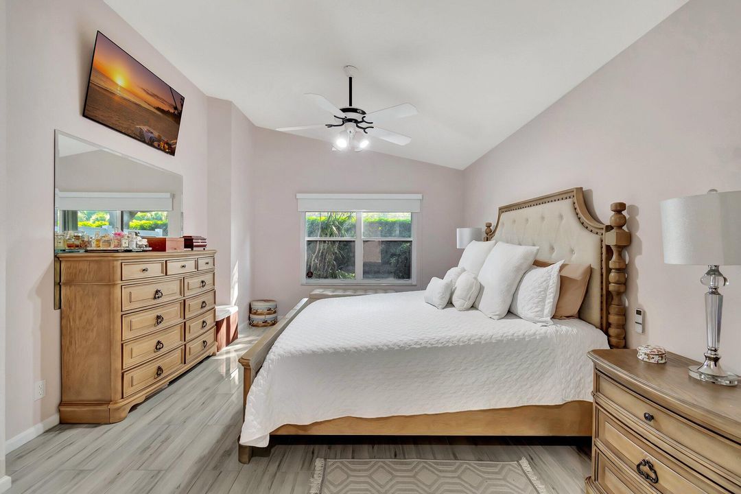 На продажу: $495,000 (3 спален, 2 ванн, 1738 Квадратных фут)