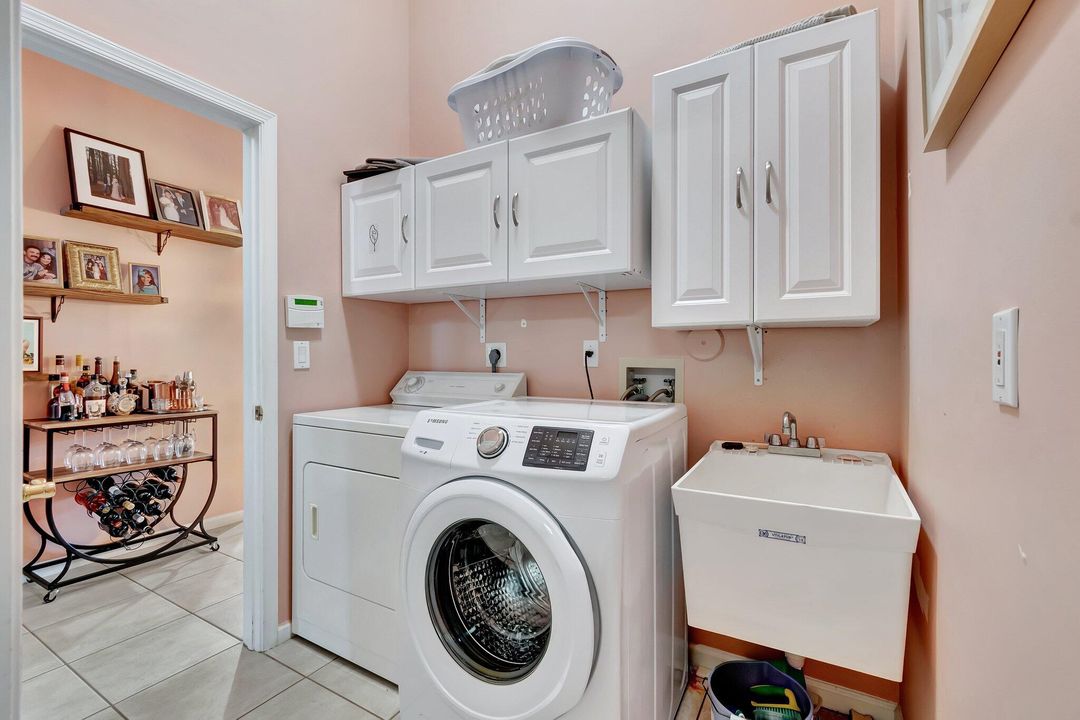 На продажу: $495,000 (3 спален, 2 ванн, 1738 Квадратных фут)