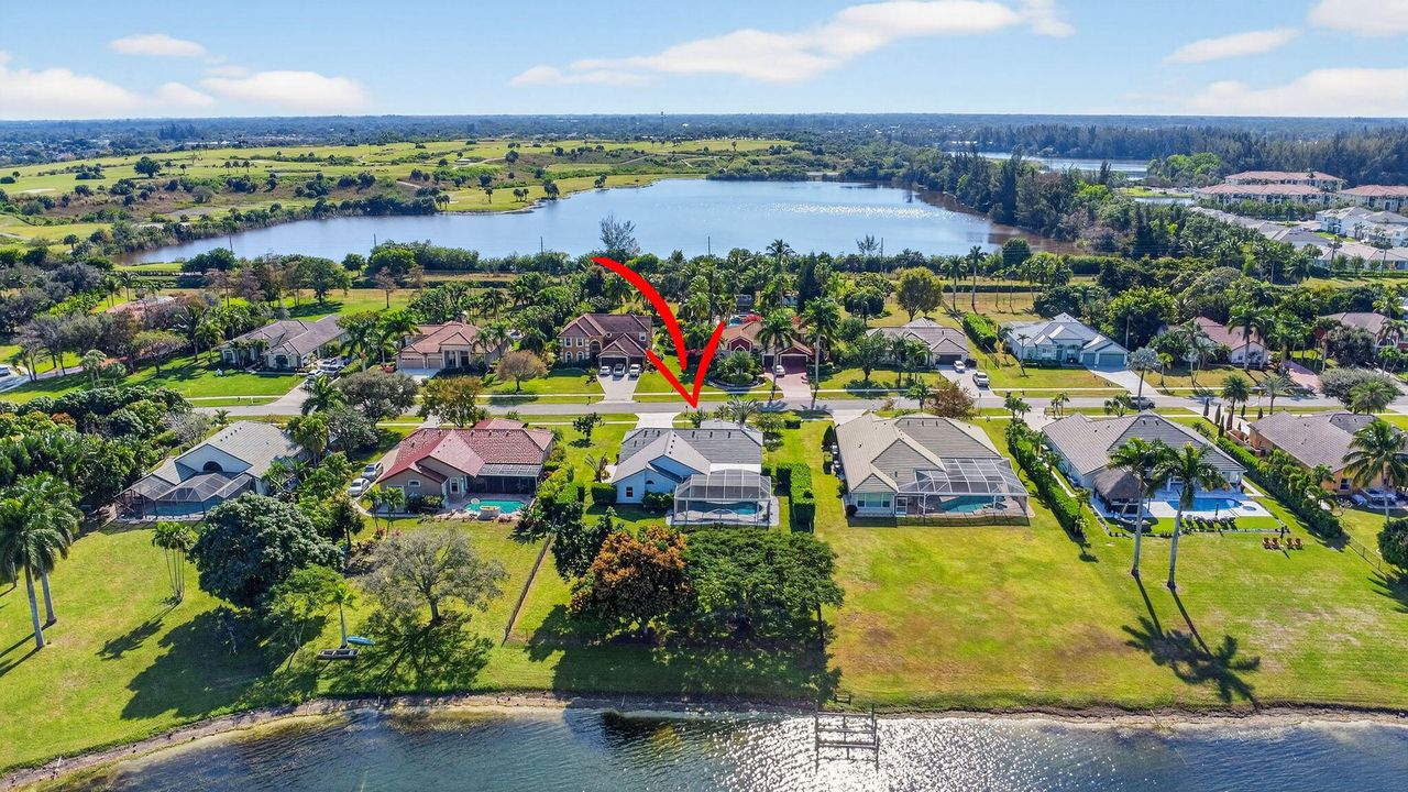 待售: $1,099,999 (4 贝兹, 3 浴室, 2525 平方英尺)