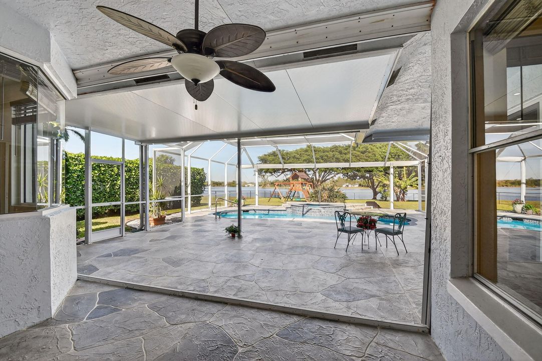 待售: $1,099,999 (4 贝兹, 3 浴室, 2525 平方英尺)