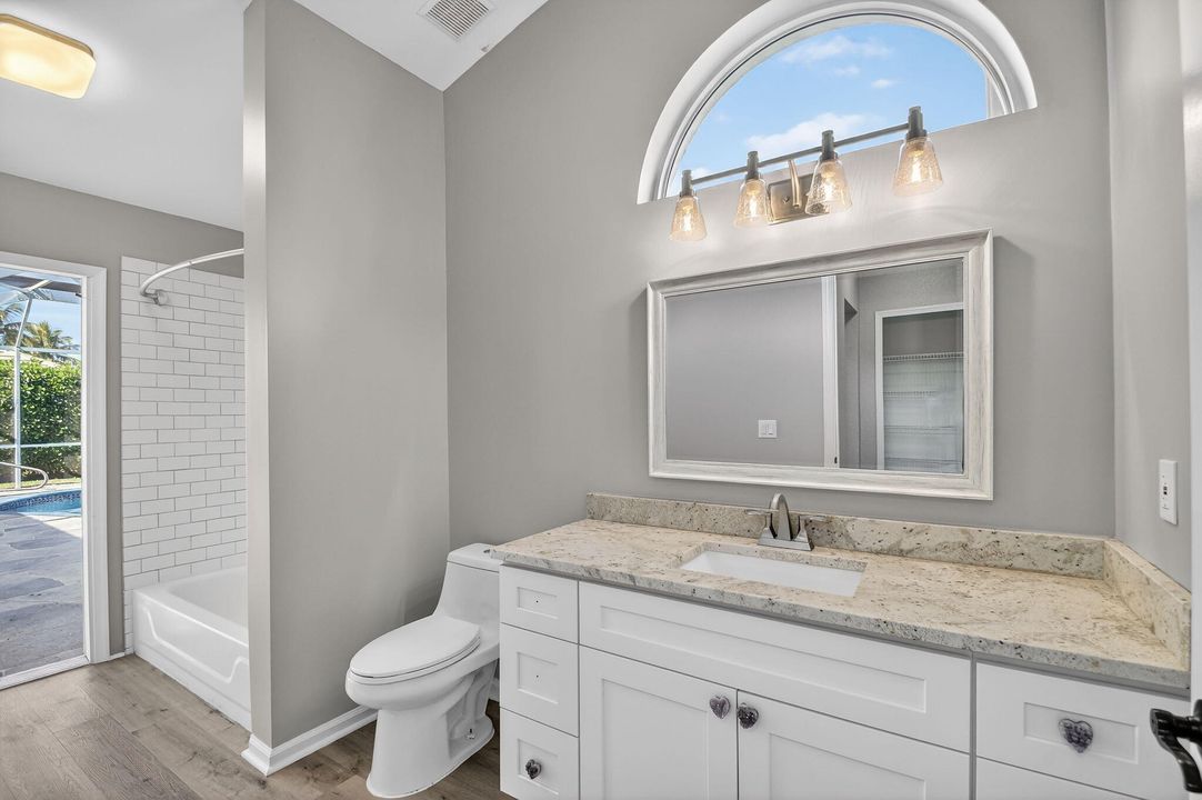 待售: $1,099,999 (4 贝兹, 3 浴室, 2525 平方英尺)