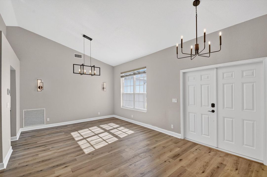 待售: $1,099,999 (4 贝兹, 3 浴室, 2525 平方英尺)