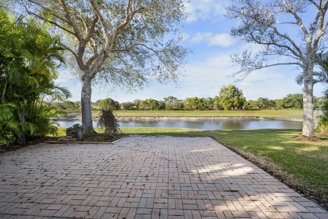 На продажу: $565,000 (3 спален, 2 ванн, 1905 Квадратных фут)