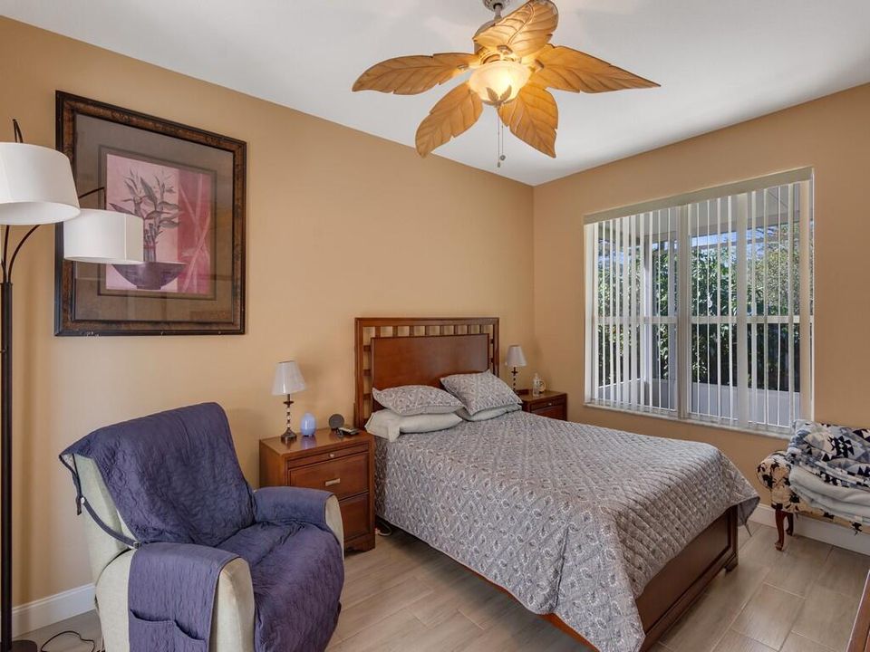 For Sale: $314,900 (3 beds, 2 baths, 1635 Square Feet)