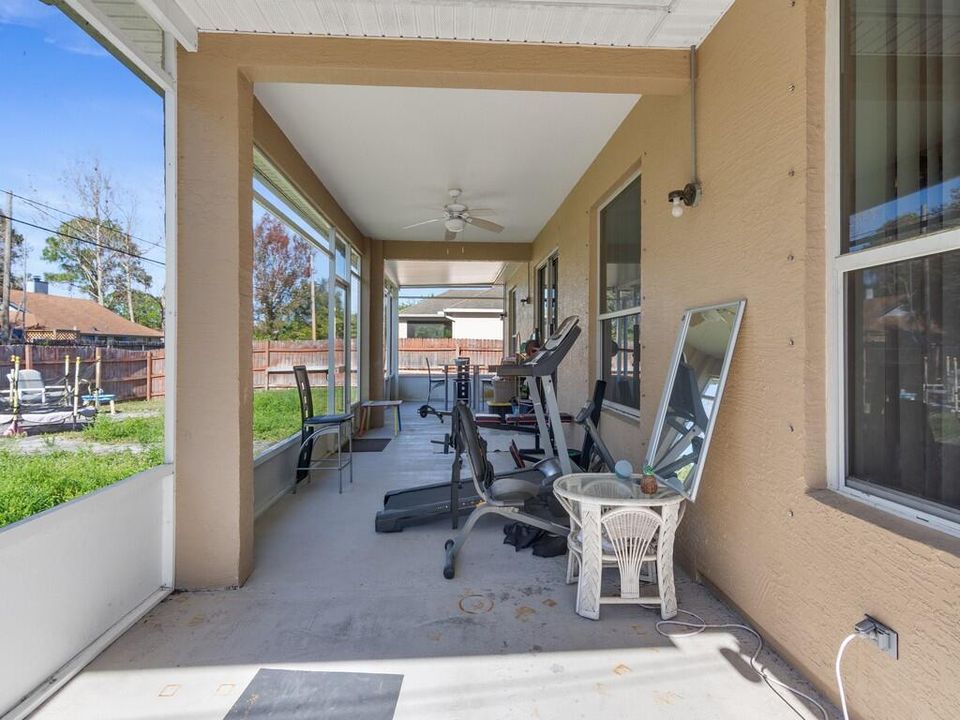 For Sale: $314,900 (3 beds, 2 baths, 1635 Square Feet)