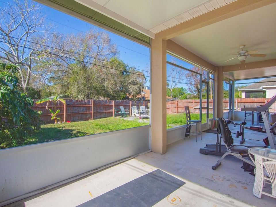 For Sale: $314,900 (3 beds, 2 baths, 1635 Square Feet)