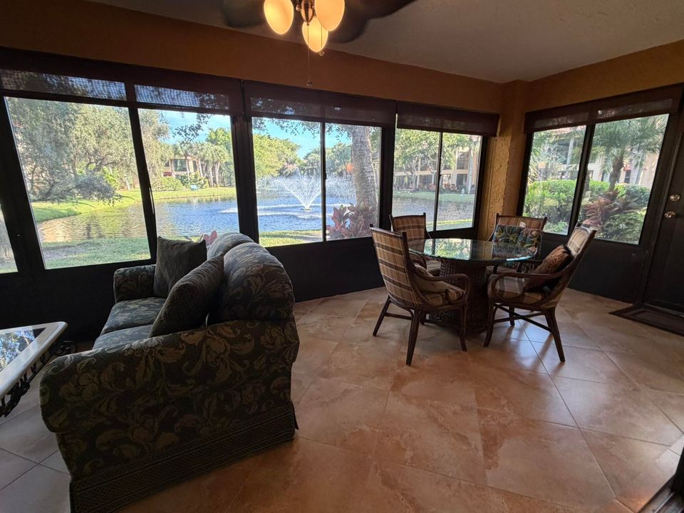 В аренду: $2,800 (2 спален, 2 ванн, 1419 Квадратных фут)