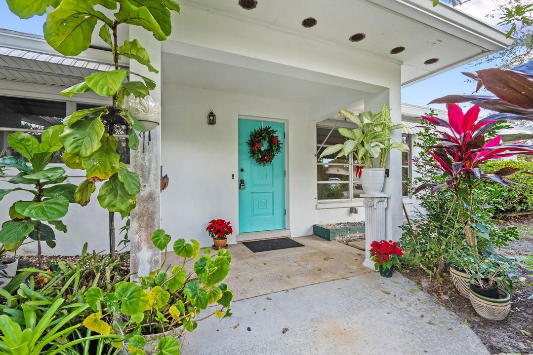 На продажу: $275,000 (3 спален, 2 ванн, 1593 Квадратных фут)