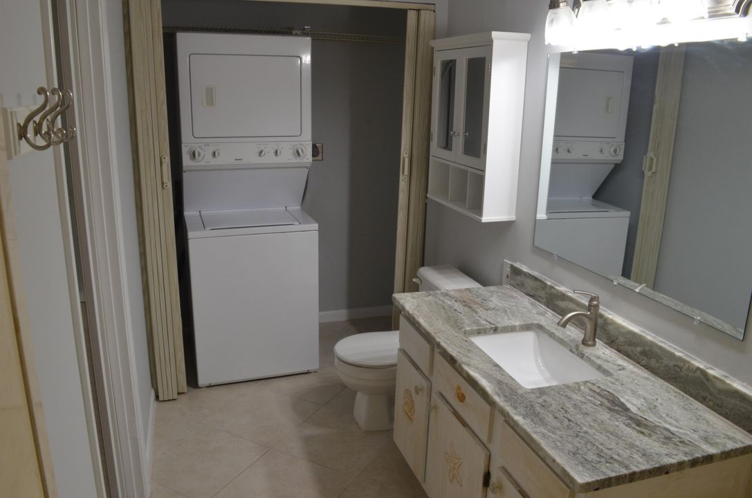 En Venta: $230,000 (2 camas, 2 baños, 980 Pies cuadrados)