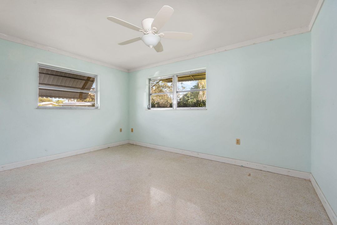 На продажу: $275,000 (3 спален, 2 ванн, 1593 Квадратных фут)