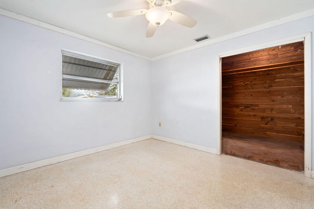 На продажу: $275,000 (3 спален, 2 ванн, 1593 Квадратных фут)