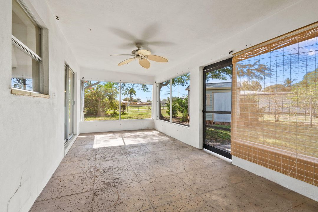 На продажу: $275,000 (3 спален, 2 ванн, 1593 Квадратных фут)