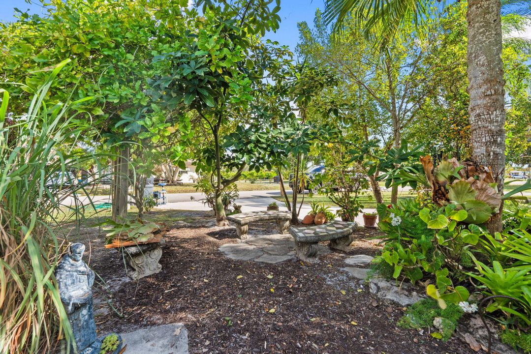 На продажу: $275,000 (3 спален, 2 ванн, 1593 Квадратных фут)