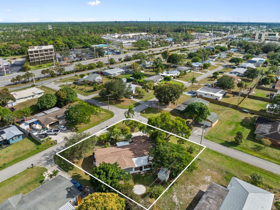 На продажу: $275,000 (3 спален, 2 ванн, 1593 Квадратных фут)