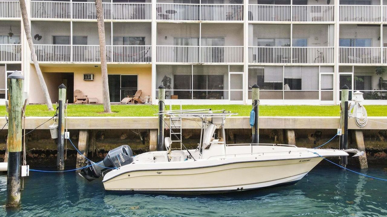 待售: $250,000 (1 贝兹, 1 浴室, 723 平方英尺)