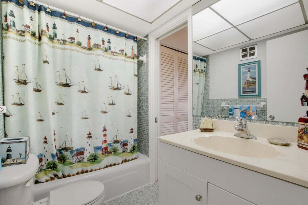 待售: $250,000 (1 贝兹, 1 浴室, 723 平方英尺)