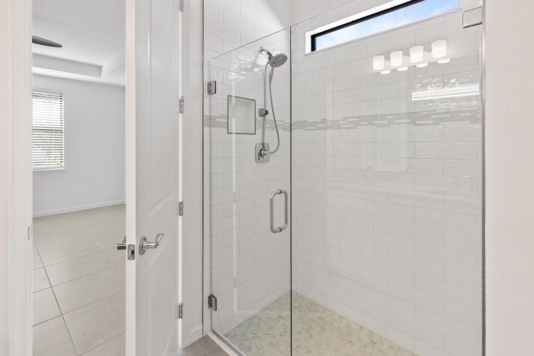 出租: $3,400 (4 贝兹, 2 浴室, 1849 平方英尺)