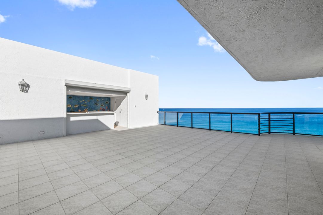 For Sale: $5,500,000 (3 beds, 3 baths, 2943 Square Feet)