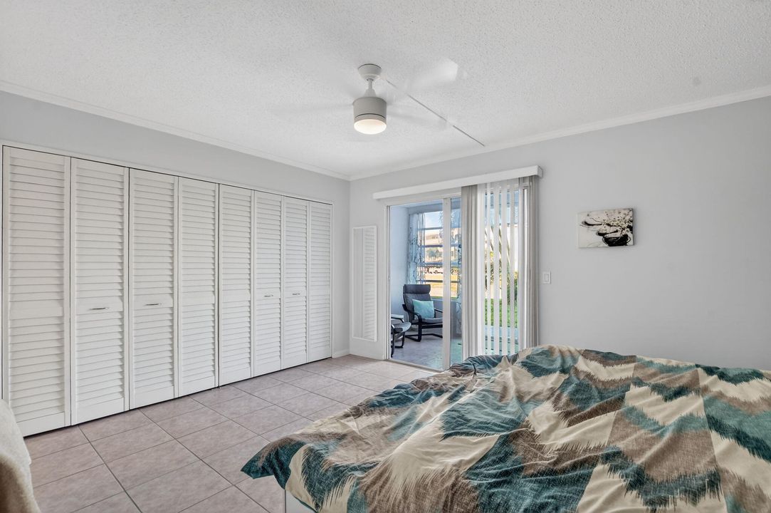 待售: $139,900 (1 贝兹, 1 浴室, 715 平方英尺)