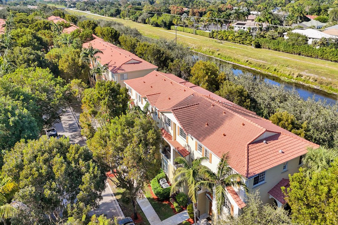 En Venta: $450,000 (3 camas, 2 baños, 1796 Pies cuadrados)