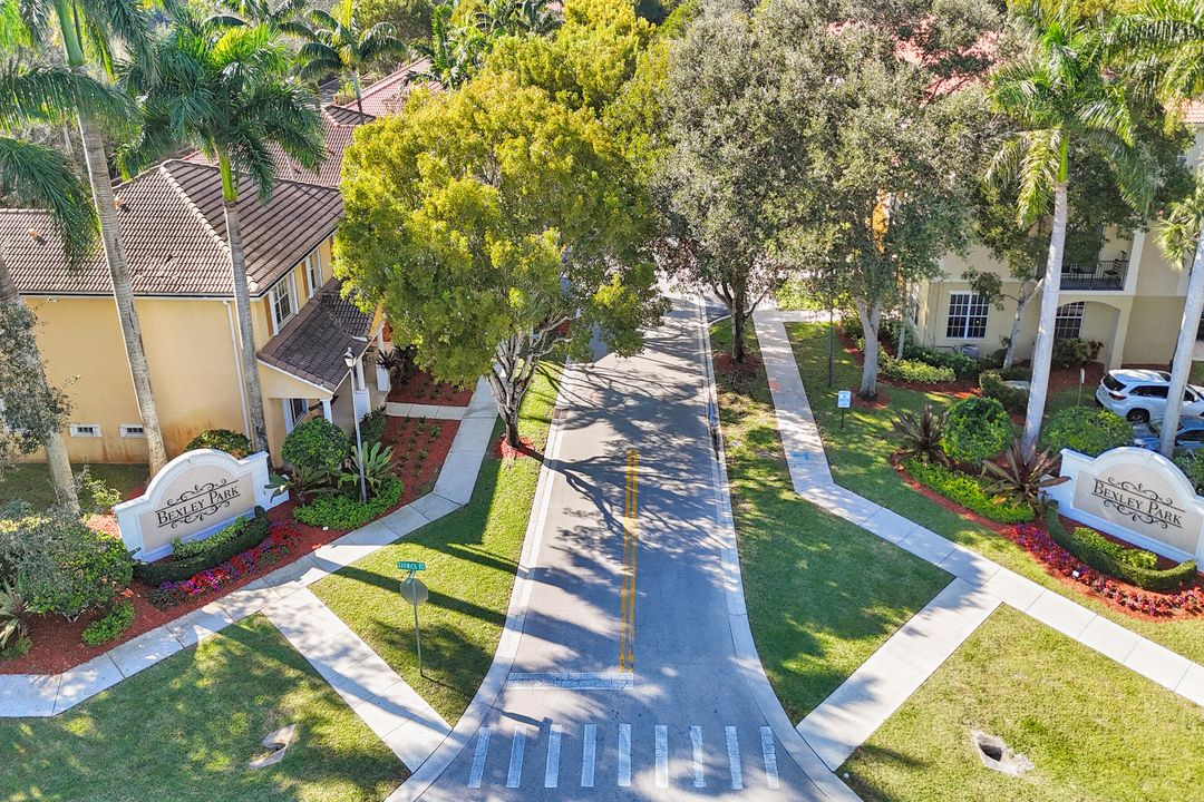 En Venta: $450,000 (3 camas, 2 baños, 1796 Pies cuadrados)